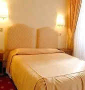 Siviglia 3*