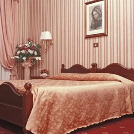 Siviglia Отель