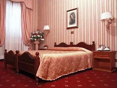 Siviglia Отель