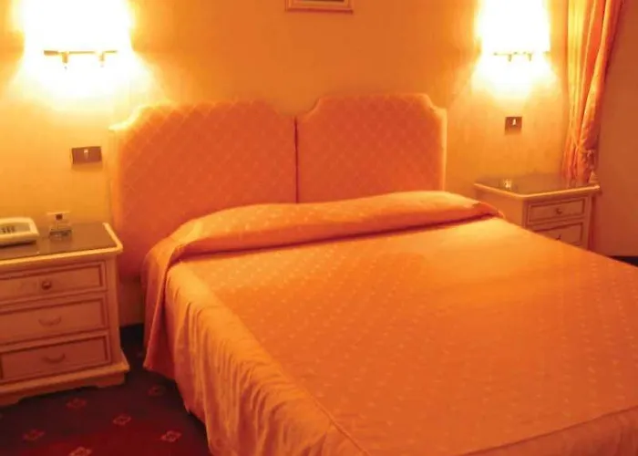Siviglia Hotel 3*